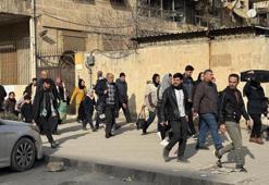 Halep’te 142 bin kişi güvenli bölgelere tahliye edildi