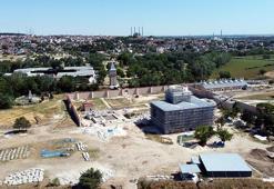 Edirne Sarayı kazılarında askerlere ait toplu mezarlar bulundu