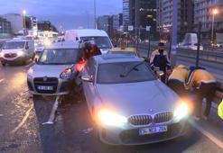 Yenibosna D-100 Karayolu'nda 6 aracın karıştığı zincirleme kaza; 2 yaralı