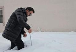 Göle'de kar kalınlığı 80 santimetreyi buldu