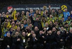 Süper Kupa’yı kazanan Fenerbahçe, 2026 yılına kupayla başladı