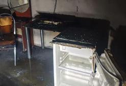 Otelde çıkan yangında 10 kişi dumandan etkilendi