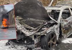 Fatih’te alev alev yanan otomobil demir yığınına döndü