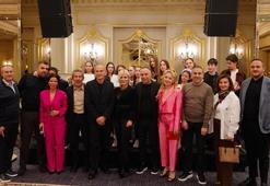 Zinde Yaşam Derneği ve öğrencilerden sokak hayvanları için ortak piyano konseri