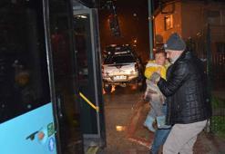 Çadırlarını su basan tarım işçileri tahliye edildi