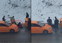 5 kişi tarafından tekme- yumruk dövüldü; o anlar kamerada