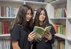 İçerikler hoşuna gitmeyince 6 kitap yazan Türkçe öğretmeni, öğrencilerini de yazar yaptı