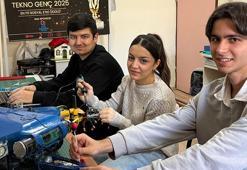 Sevgi Evi'nde yaptıkları su altı aracıyla TEKNOFEST'te ödül aldılar