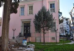 Latife Hanım Köşkü'nün bakımsızlığı tepkilere neden oldu