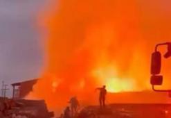 Bursa'da palet fabrikasında yangın