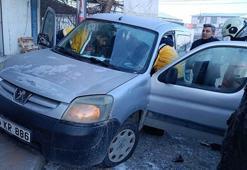 Direksiyon başında kalp krizi geçirip kaza yapan sürücü öldü; o anlar kamerada