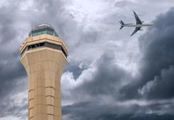 İran’da hava sahası uçuşlara yeniden açıldı