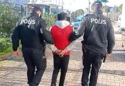 Üvey annesini öldüren firari, yakalanıp, teslim edildiği cezaevinde yaşamına son verdi