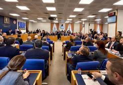 En düşük emekli aylığı teklifi, TBMM Plan ve Bütçe Komisyonu'nda kabul edildi