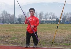 130 santim Ahmet, 230 santim ciritle Avrupa 2'ncisi oldu