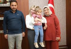 'Mucize bebek' Özlenen, doktorunu ziyaret etti