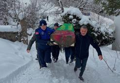 Damla'yı, ailesine ulaşılamayınca ilçe protokolü ve vatandaşlar toprağa verdi