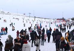Erciyes Kayak Merkezi'nde yeni sezonun ilk ayında 1 milyon ziyaretçi