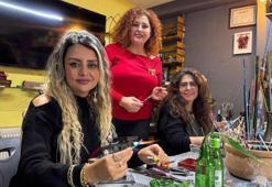 'Çevre bilinci' hedefiyle cam atıklardan süs eşyası üretiyorlar