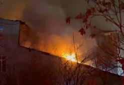 Ümraniye’de 3 katlı binada çıkan yangın söndürüldü