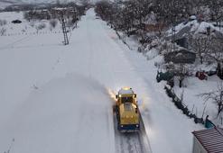 Tunceli’de kar kalınlığı 2 metreyi aştı, 27 köy yolu kapalı