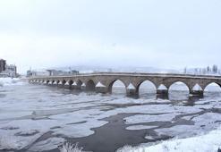 Sivas’ta kar, yerini soğuk havaya bıraktı