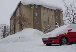 Bitlis’te 128 yerleşim yeri ulaşıma kapandı
