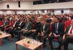 İzmir Ekonomi Üniversitesi’nde Spor Yöneticiliği paneli gerçekleştirildi