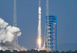 Çin 19’uncu internet uydu grubunu uzaya gönderdi