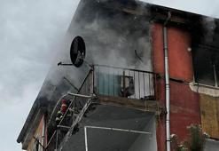 Yangın çıkan daire, kullanılamaz hale geldi
