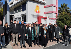 Karne için gittikleri anaokulunun iflas ettiğini öğrenen veliler, mağduriyetlerinin giderilmesini istiyor