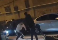 Mardin'de silahlı ve sopalı park yeri kavgasında 3 kişi yaralandı; olay anı kamerada