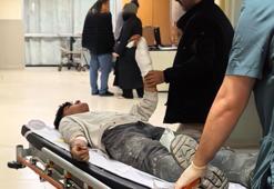 Kırılan dükkan camının bileğini kestiği çırak ağır yaralandı