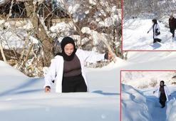Ebe Aysel, 1,5 metre karda yürüyerek sağlık hizmeti veriyor