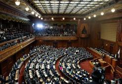 Japonya'da meclis erken genel seçim için feshedildi