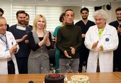 İlk yüz nakilli Uğur Acar, hayata 14 yıldır başka bir yüzle bakıyor