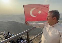 BBP lideri Destici’den, Nur Dağı’nda Türk bayraklı mesaj