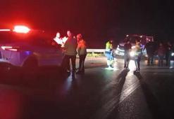 Bursa’da otomobil bariyerlere çarptı: 2 ağır yaralı