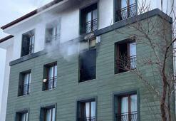 Apartmanda çıkan yangında 11 kişi dumandan etkilendi