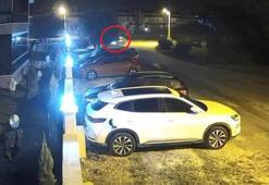 Bursa’da zeytin ağacına çarpan otomobilin sürücüsü yaralandı; kaza anı kamerada