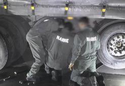 Esenyurt'ta TIR'da 54 kilo uyuşturucu ele geçirildi: 2 şüpheli tutuklandı