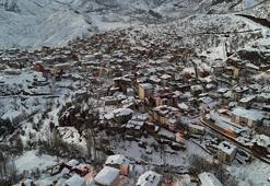 Beyaza bürünen Beytüşşebap, dron ile görüntülendi