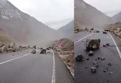 Artvin-Şavşat kara yolunda heyelan