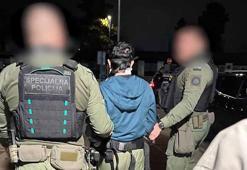 13'ü kırmızı bültenle aranan 14 suçlu, yurda getirildi