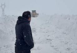 Karla mücadele ekiplerinin zorlu mesaisi