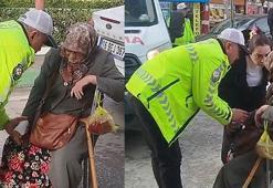 Trafik polisi, yaralanan kadına ilk müdahaleyi yapıp elini bir an olsun bırakmadı