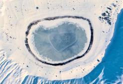 Erzincan'ın 'nazar boncuğu' dondu; ortaya güzel görüntüler çıktı