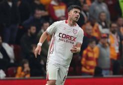 Samsunsporlu futbolcu Eyüp Aydın, trafik kazası geçirdi