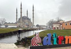 Edirne’de sağanak etkili oluyor