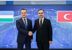 Bakan Kacır, Özbekistanlı mevkidaşı Kudratov ile görüştü